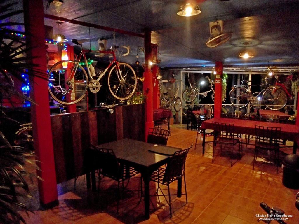 Swiss Ticino Guesthouse & Restaurant Mae Wang Eksteriør bilde